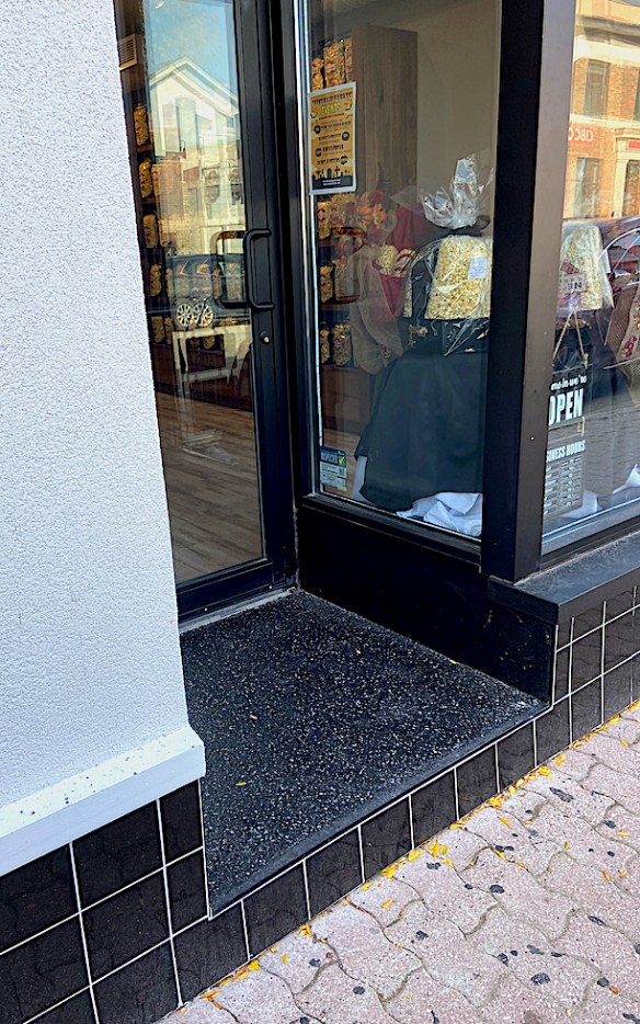 step barrier to Richmond Popcorn store entrance in Amherstburg, Ontario